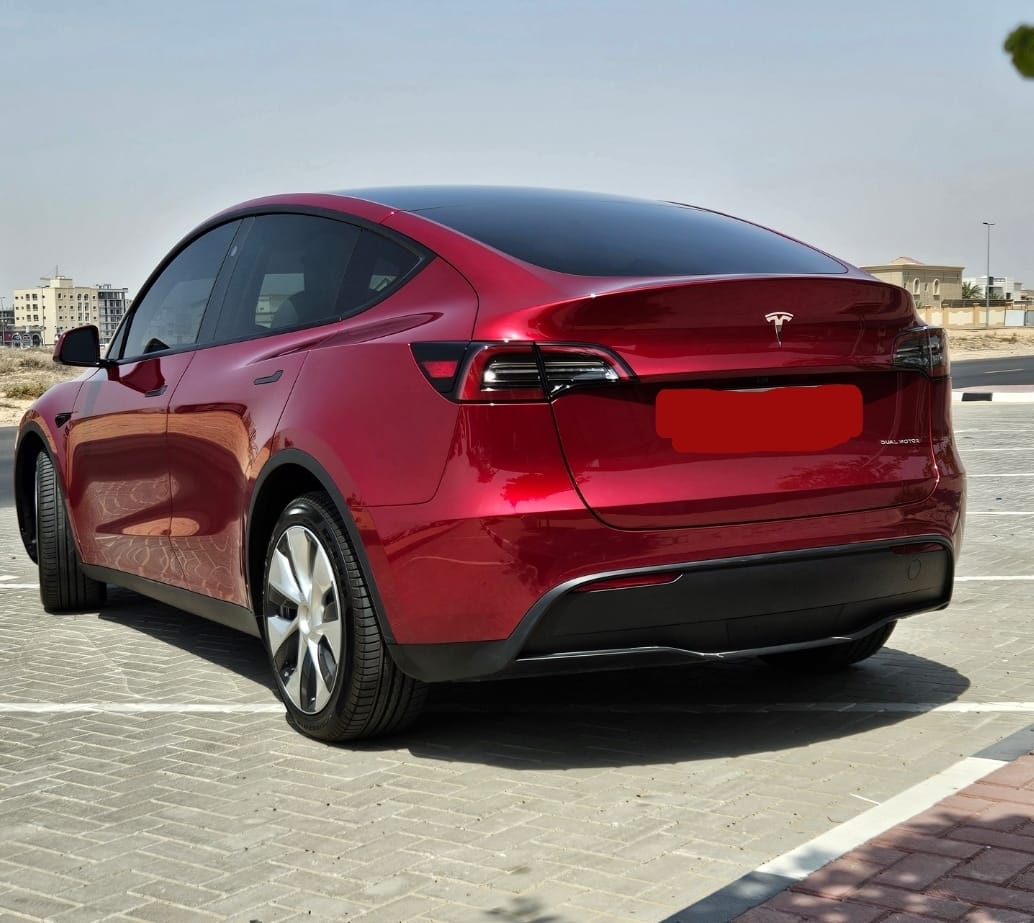 
								Tesla Model Y 2024 Long range full									